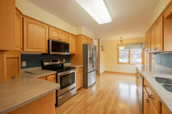 $454,900 | 1421 Blue Flag Court, Northfield, MN 55057