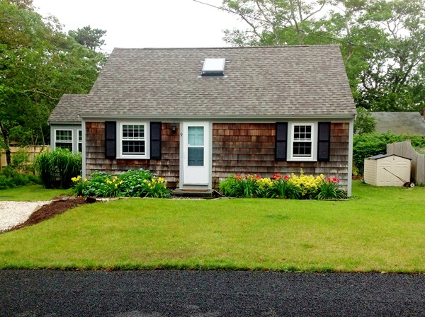 9 Laurel Road Dennis, MA 02639 - Photo 1 of 22 Gallery Image 1