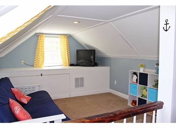 9 Laurel Road Dennis, MA 02639 - Photo 18 of 22 Gallery Image 18