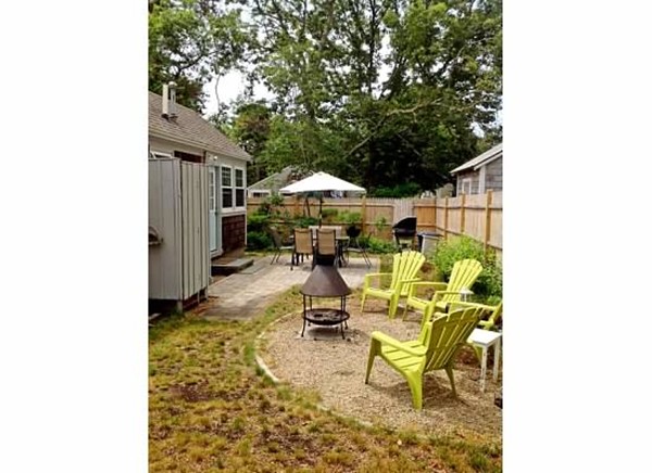 9 Laurel Road Dennis, MA 02639 - Photo 20 of 22 Gallery Image 20