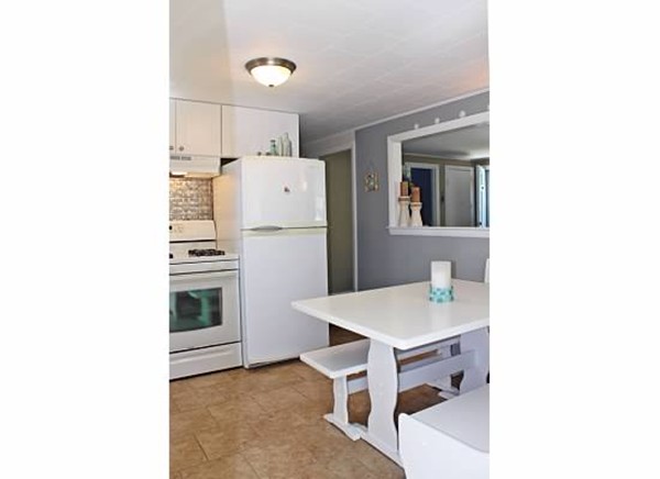 9 Laurel Road Dennis, MA 02639 - Photo 7 of 22 Gallery Image 7