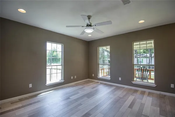 $1,600 | 605 Orange Avenue, Farmersville, TX 75442