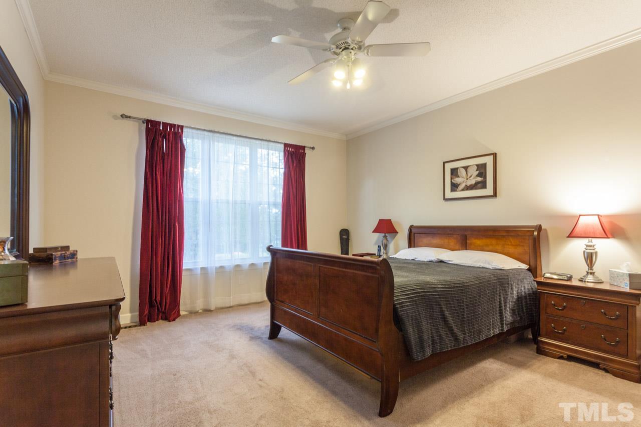 1013 Transom Court Raleigh, NC 27603 - Photo 12 of 25 Gallery Image 12