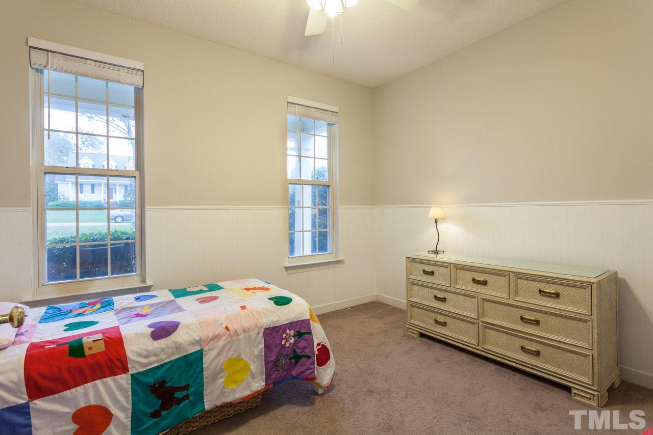 1013 Transom Court Raleigh, NC 27603 - Photo 15 of 25 Gallery Image 15