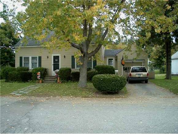 8 Bittersweet Lane Exeter, NH 03833 - Photo 1 of 1