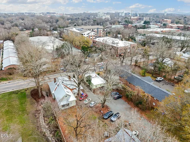 $3,500 | 505 North Greensboro Street, Unit A, Carrboro, NC 27510