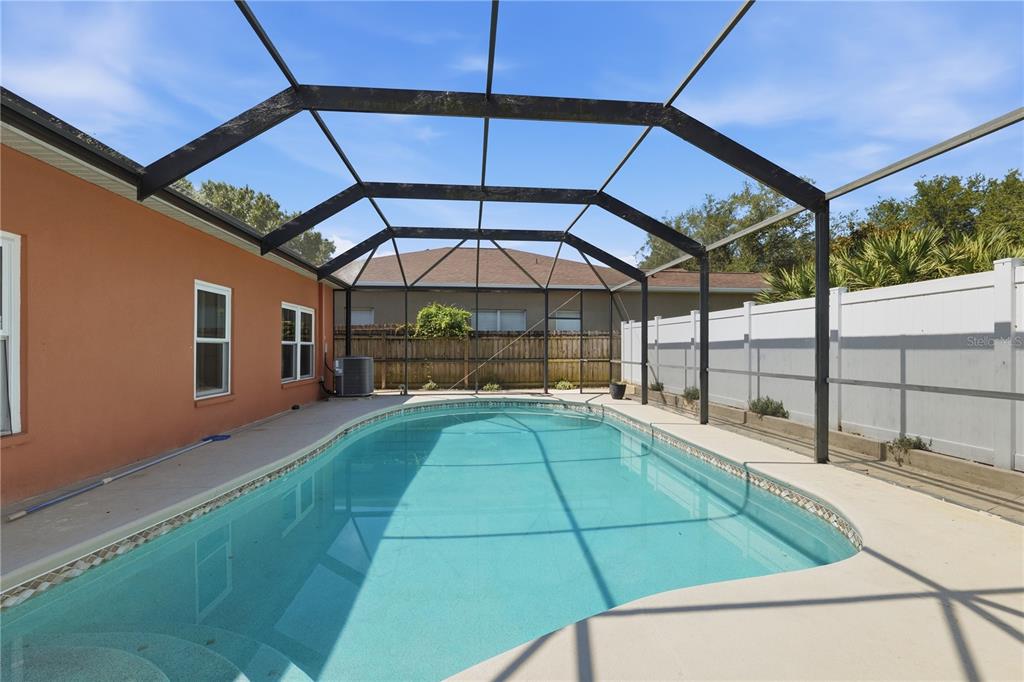 704 Parsons Pointe Street Seffner, FL 33584 - Photo 31 of 36