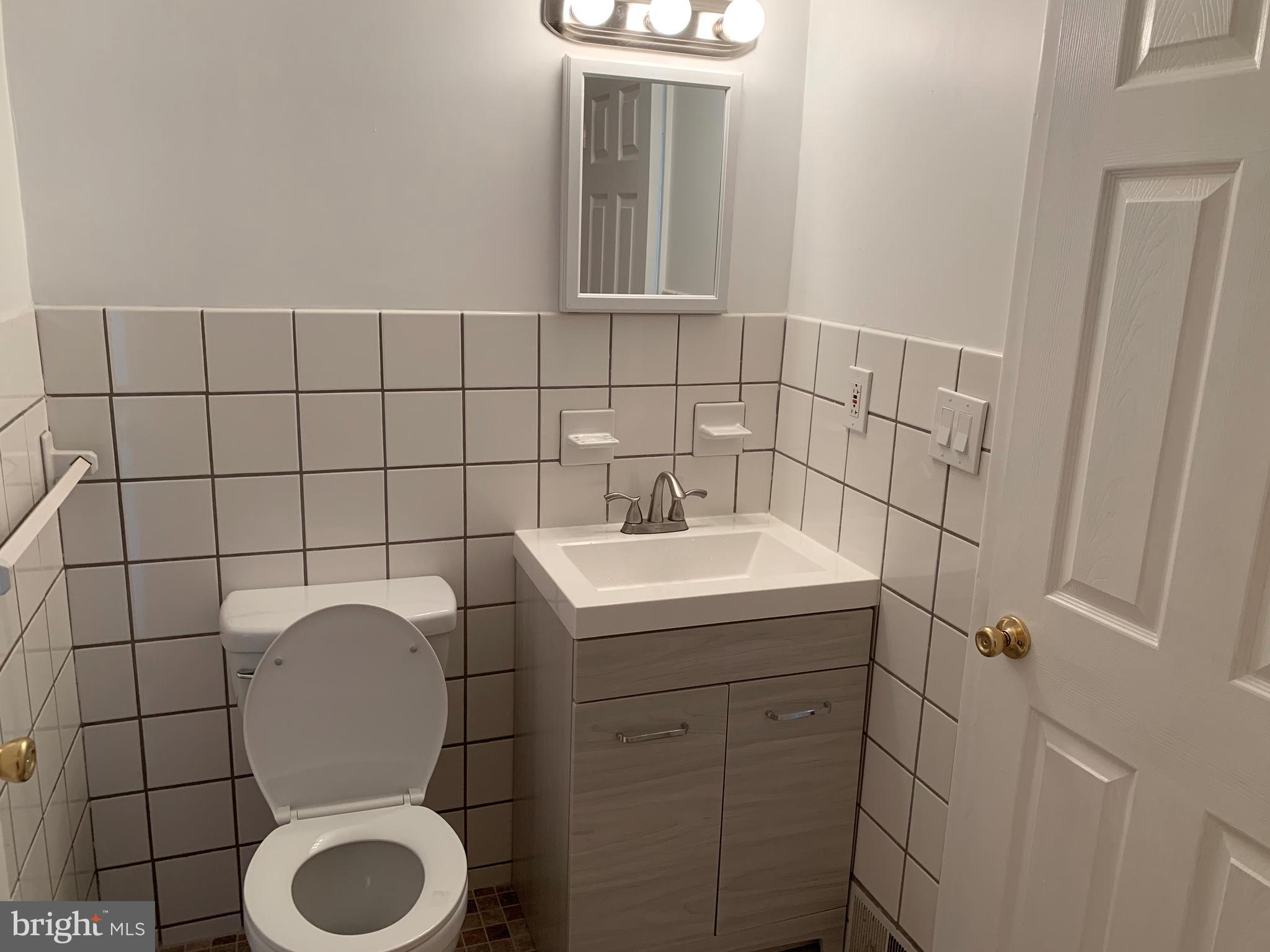 9121 Springview Road Philadelphia, PA 19115 - Photo 11 of 22 Gallery Image 11