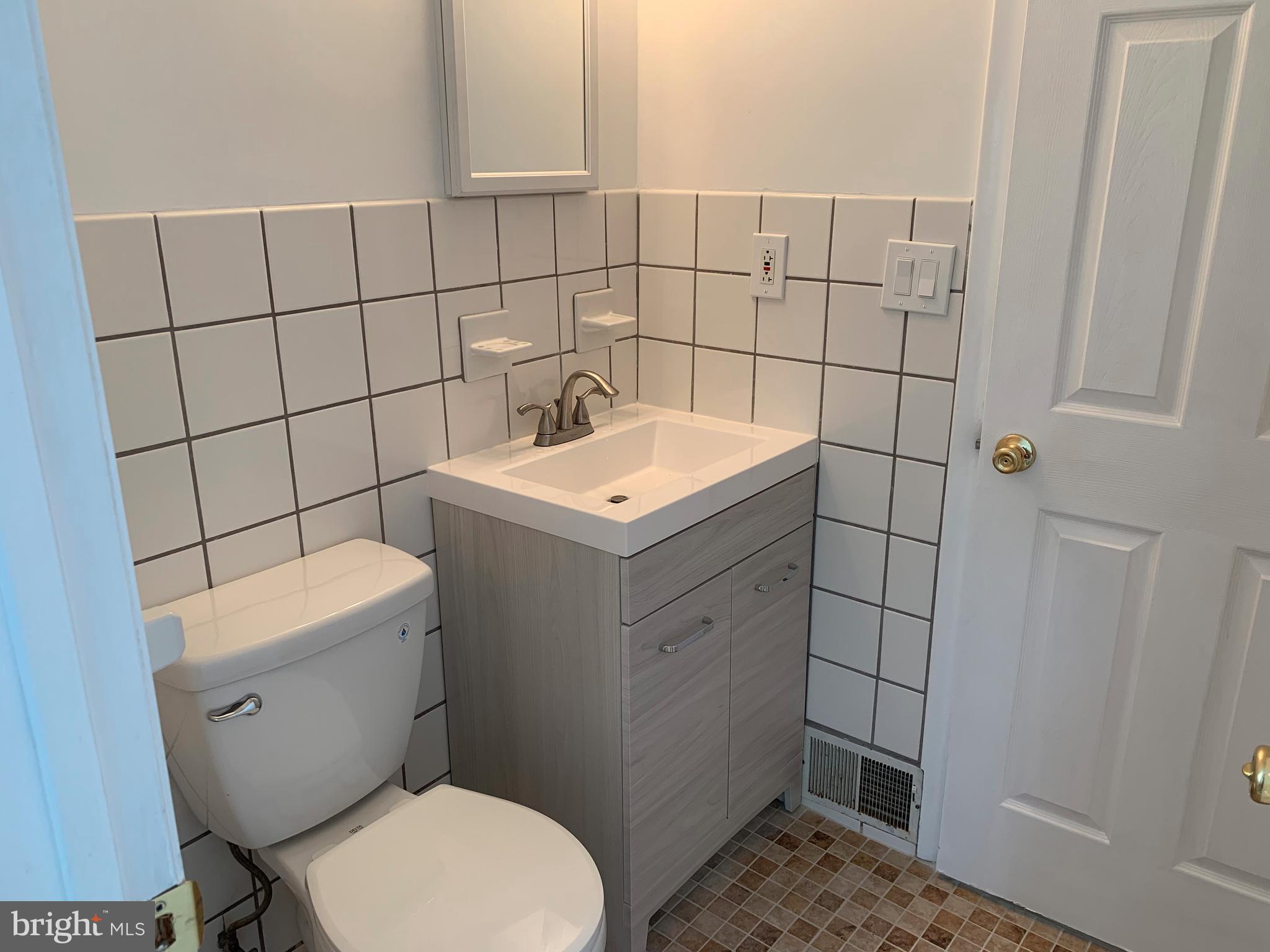 9121 Springview Road Philadelphia, PA 19115 - Photo 13 of 22 Gallery Image 13