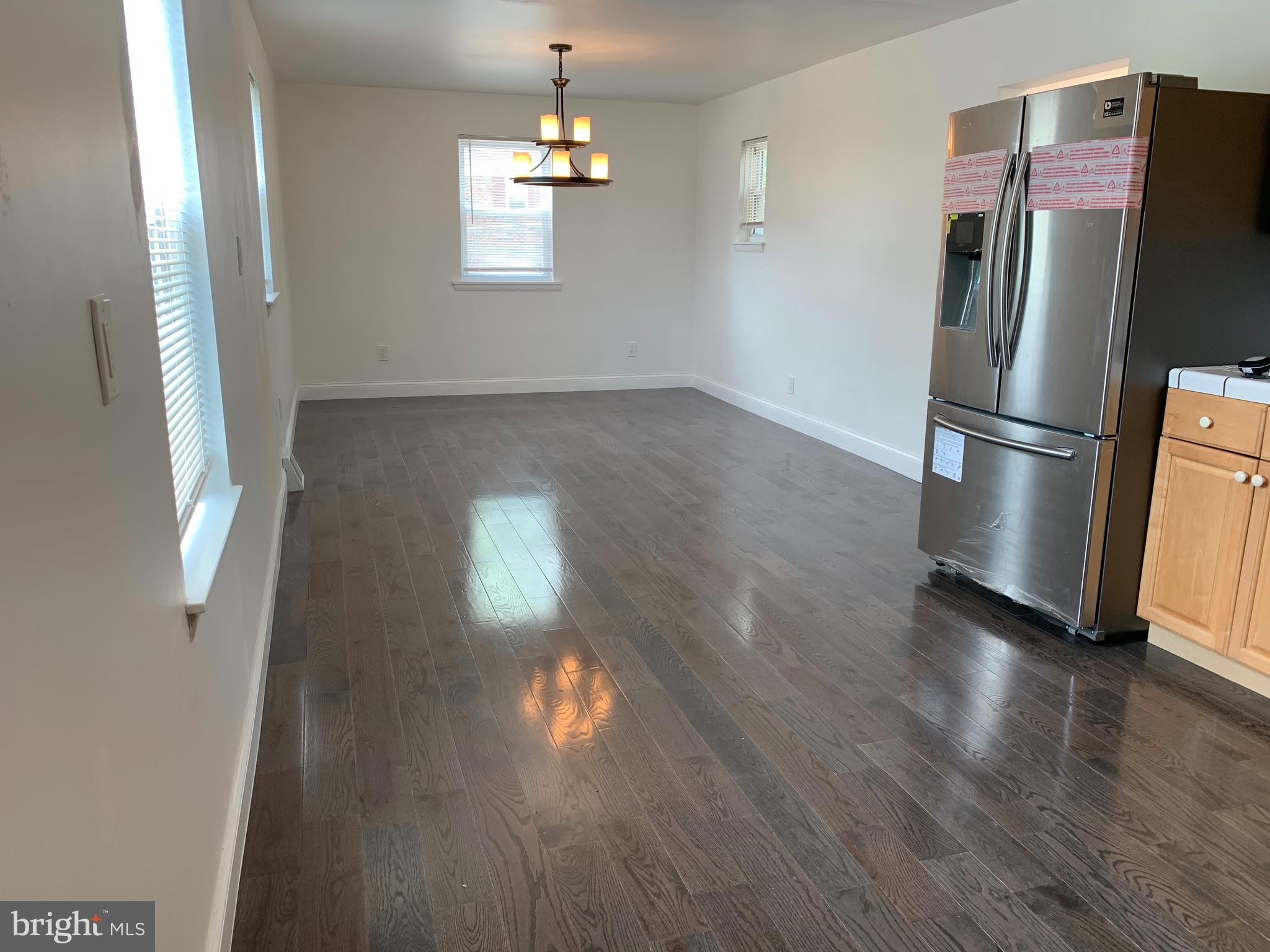 9121 Springview Road Philadelphia, PA 19115 - Photo 6 of 22 Gallery Image 6