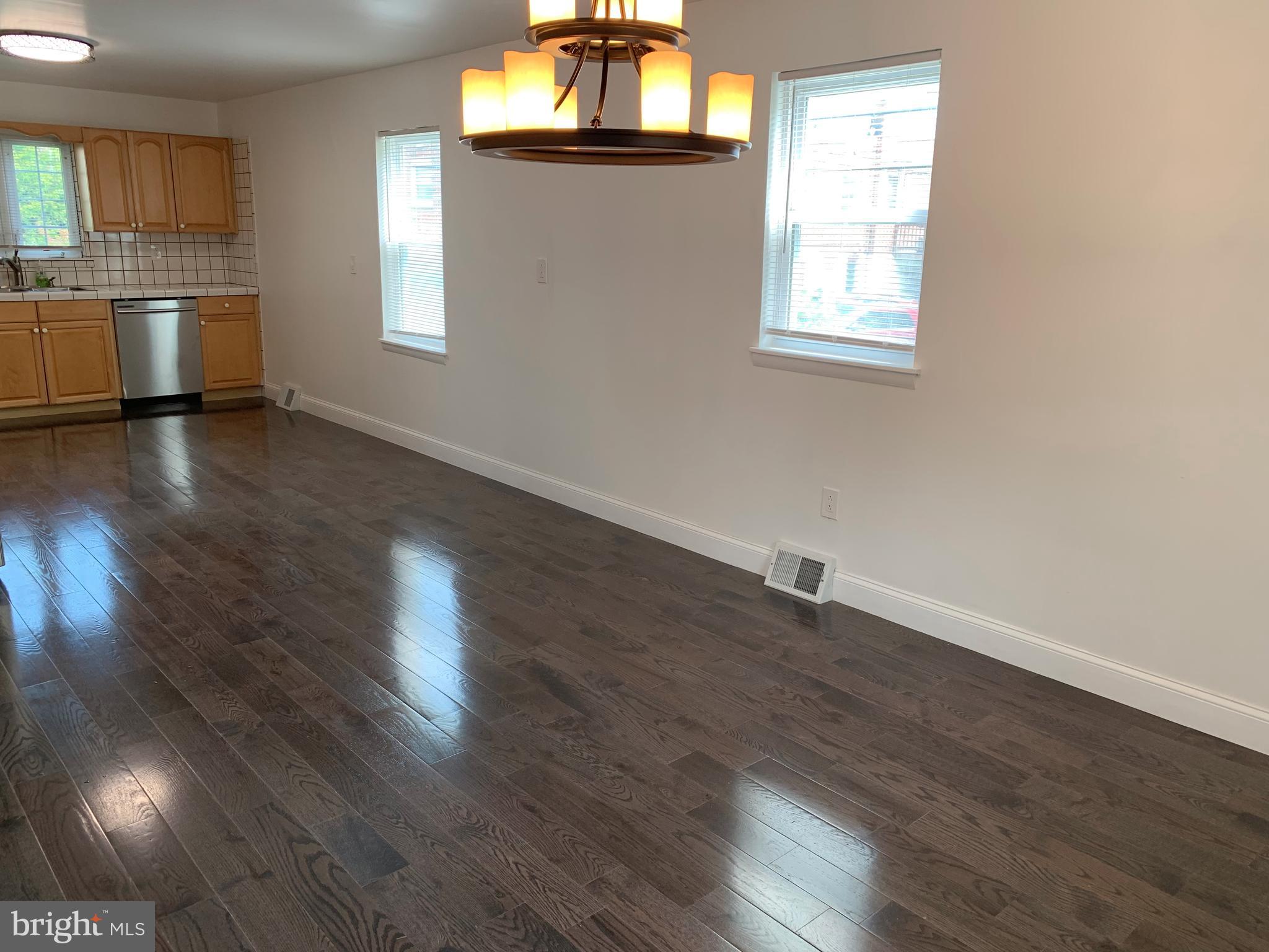 9121 Springview Road Philadelphia, PA 19115 - Photo 7 of 22 Gallery Image 7