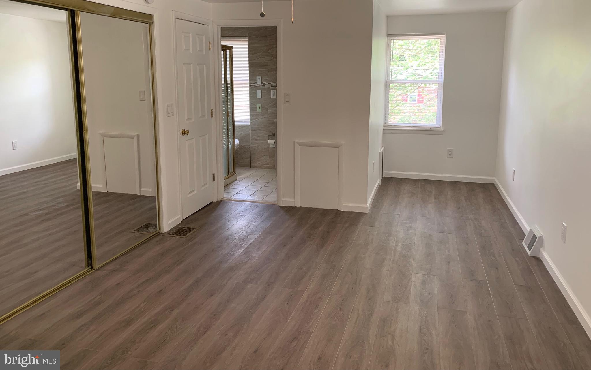 9121 Springview Road Philadelphia, PA 19115 - Photo 9 of 22 Gallery Image 9