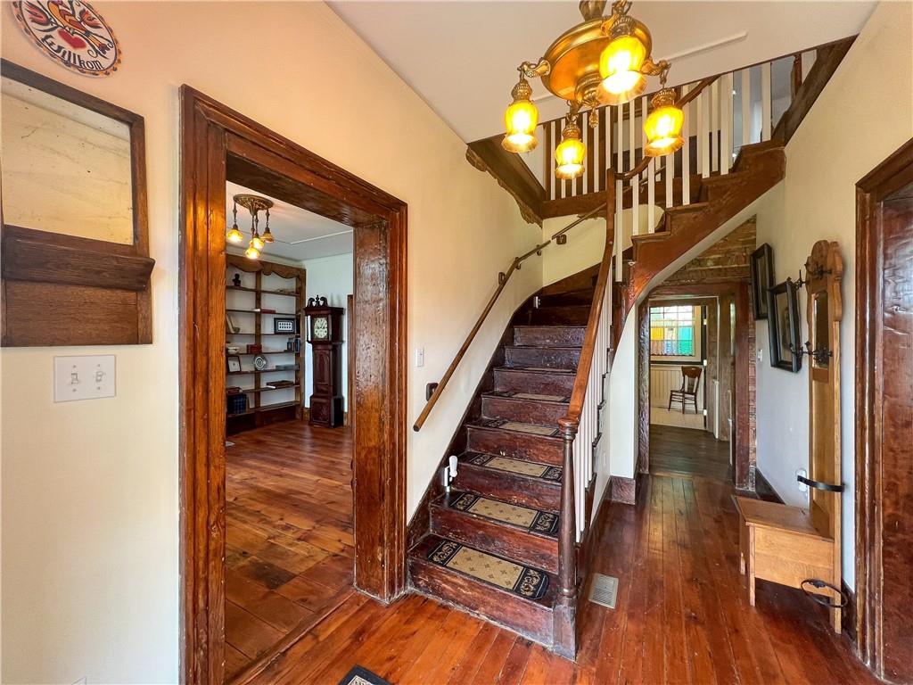 1164 New Castle Road Prospect, PA 16052 - Photo 3 of 16 Gallery Image 3