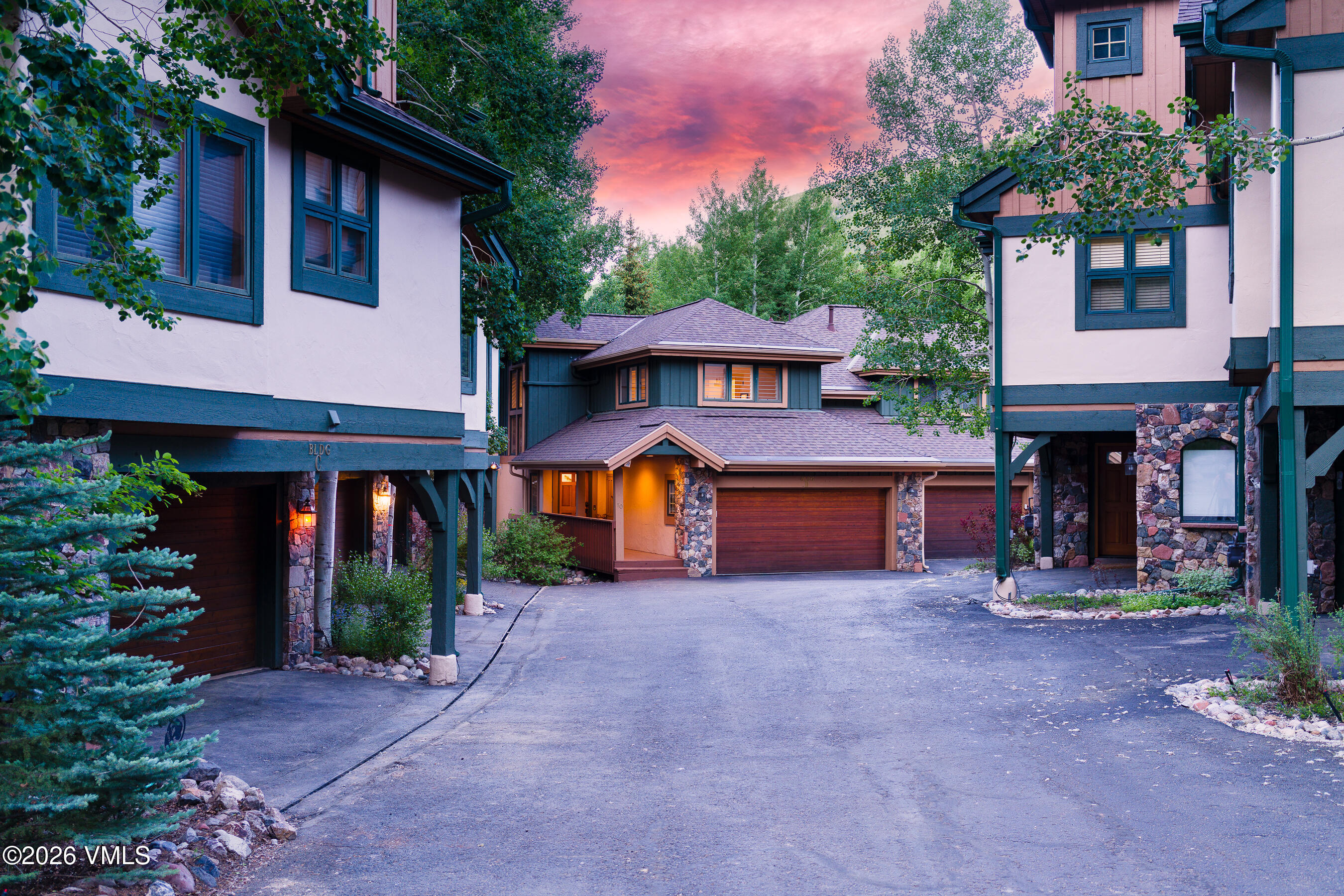 1890 Lions Ridge Loop, Unit 10 Vail, CO 81657 - Photo 36 of 48 1890_Lions_Ridge_Loop_#10_099