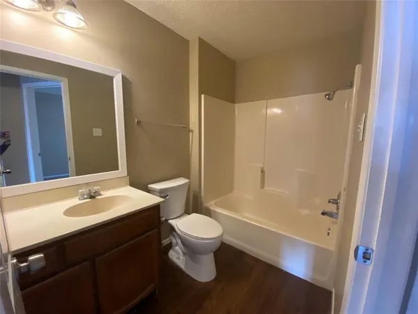 $875 | 1419 Kilpatrick Court, Unit C, Cleburne, TX 76033