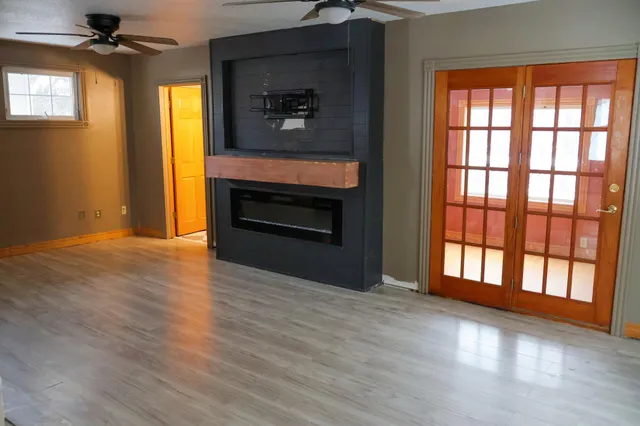 $184,900 | S220 Glade Avenue, Spring Valley, WI 54767