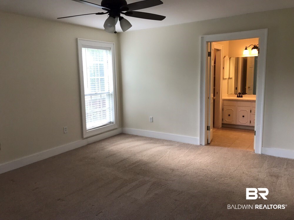 302 West Fern Avenue Foley, AL 36535 - Photo 13 of 29