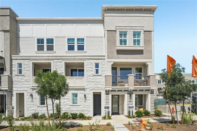 $599,990 | 127 North 1st Avenue, Upland, CA 91786