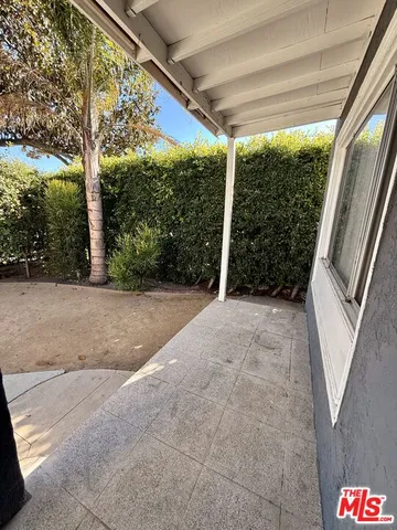 $2,595 | 3659 6th Avenue, Unit 3661 1/2, Los Angeles, CA 90018