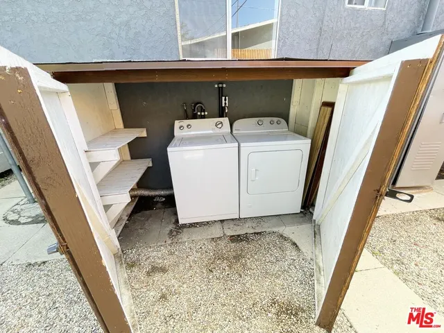 $2,595 | 3659 6th Avenue, Unit 3661 1/2, Los Angeles, CA 90018