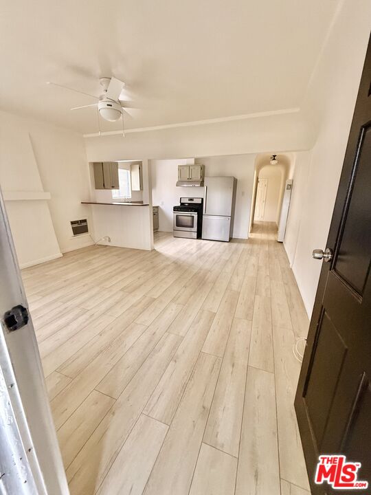 3659 6th Avenue, Unit 3661 1/2 Los Angeles, CA 90018 - Photo 3 of 23