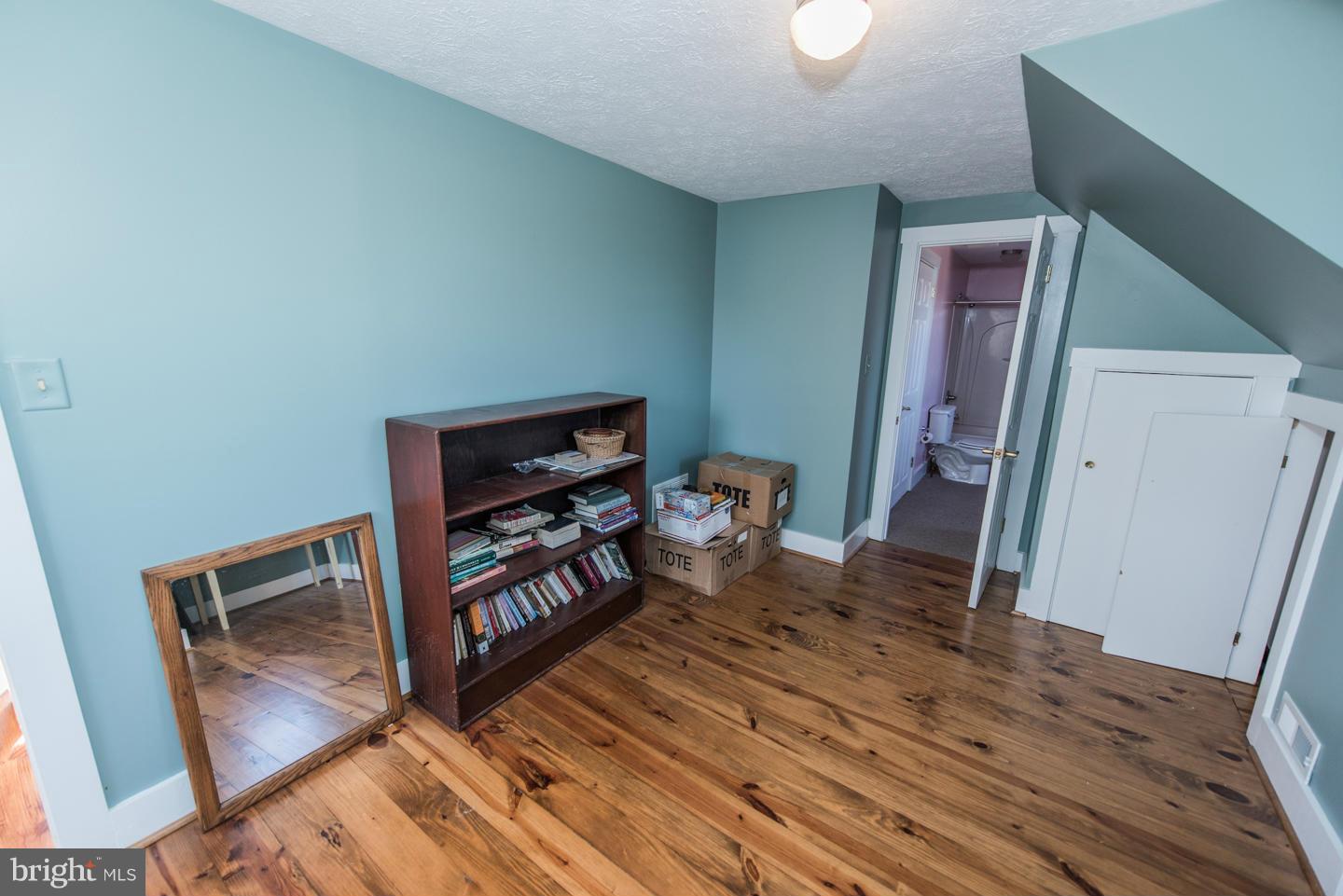 1006 Harper Valley Road Luray, VA 22835 - Photo 17 of 23 Bedroom