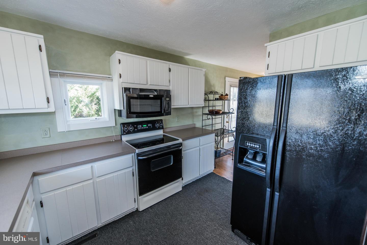 1006 Harper Valley Road Luray, VA 22835 - Photo 10 of 23 Kitchen