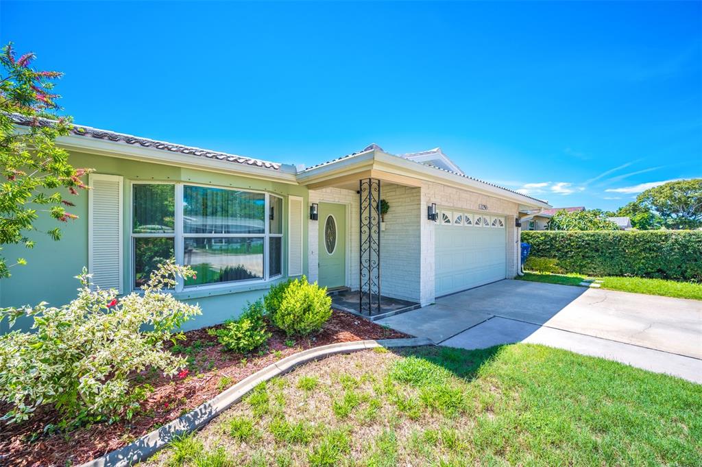 11290 142nd Street North Largo, FL 33774 - Photo 5 of 90