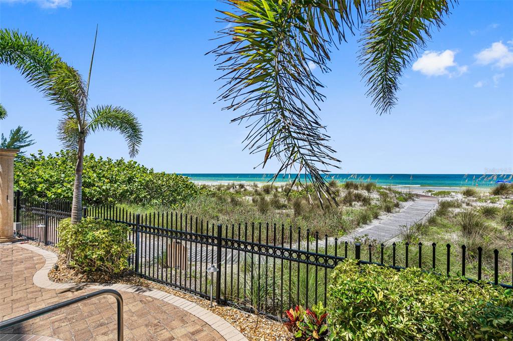 11290 142nd Street North Largo, FL 33774 - Photo 58 of 90 a view of a garden