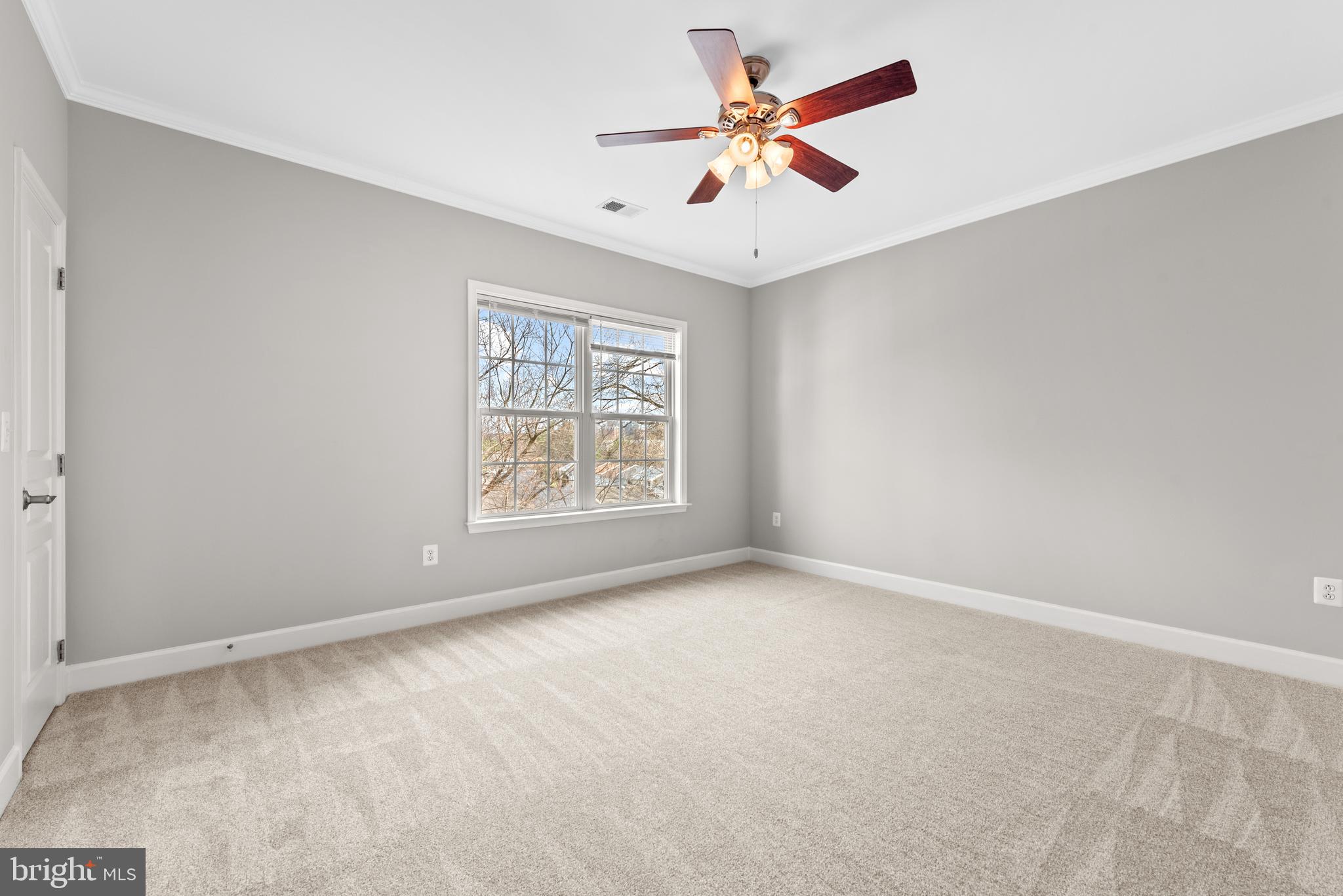 403 Madison Street Herndon, VA 20170 - Photo 43 of 63 an empty room with windows and fan