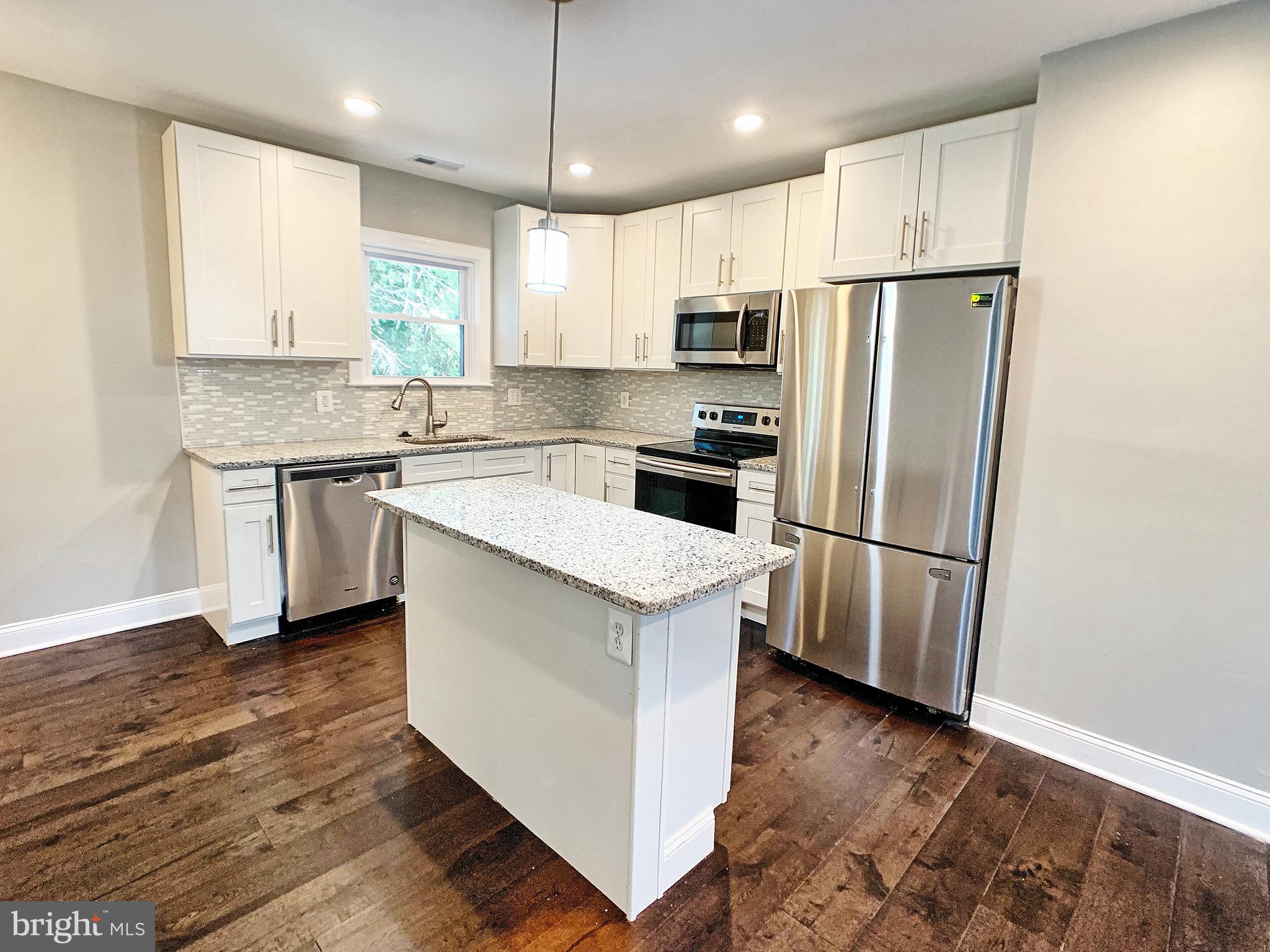 4504 Findlay Road Baltimore, MD 21206 - Photo 5 of 16 Gallery Image 5