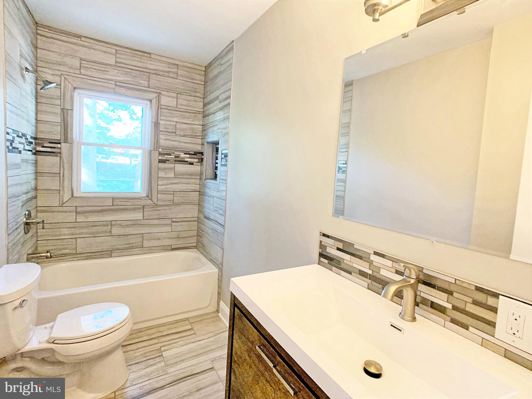 4504 Findlay Road Baltimore, MD 21206 - Photo 7 of 16 Gallery Image 7