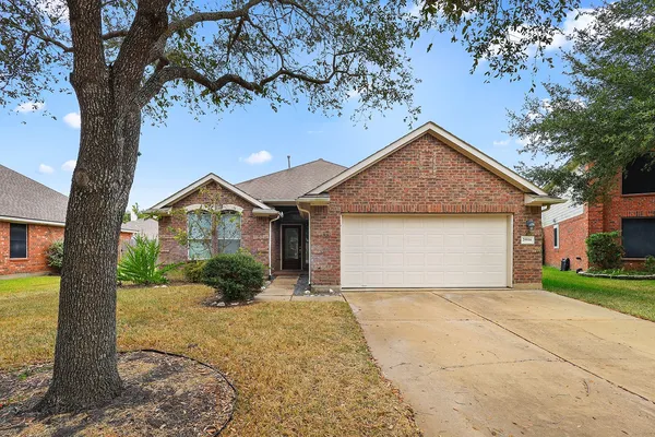$2,200 | 25910 North Lakefair Drive, Richmond, TX 77406