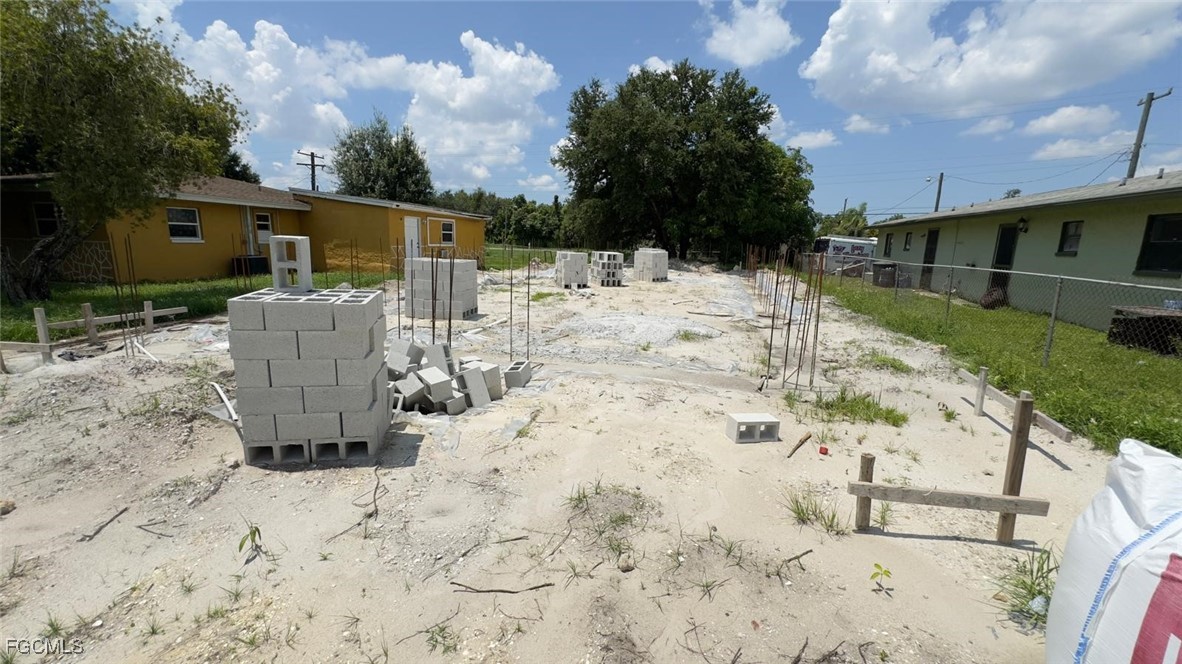 2180 Towles Street Fort Myers, FL 33916 - Photo 2 of 5