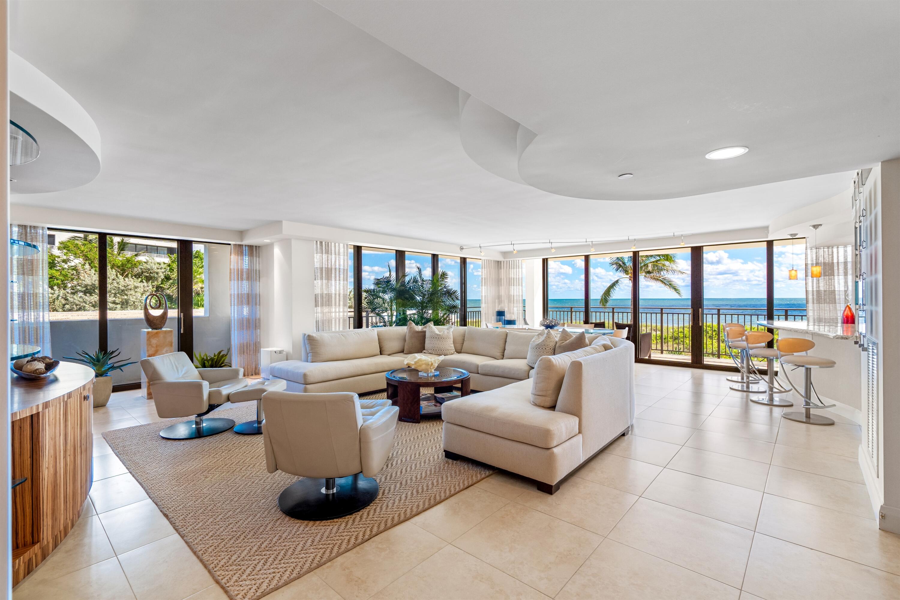 1800 South Ocean Boulevard, Unit 2A Boca Raton, FL 33432 - Photo 4 of 40 OCEANVIEW GREAT ROOM