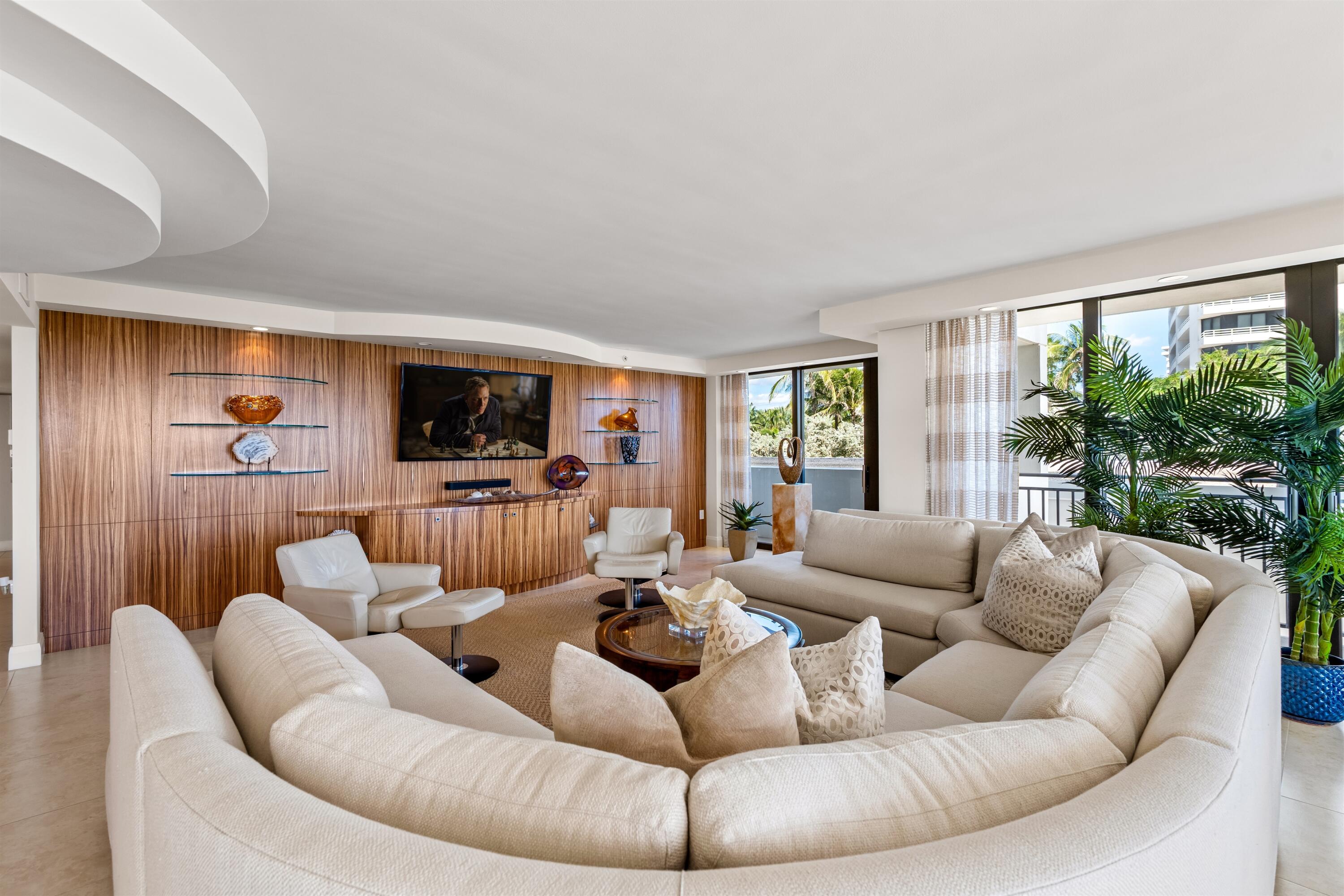 1800 South Ocean Boulevard, Unit 2A Boca Raton, FL 33432 - Photo 6 of 40 GREAT ROOM