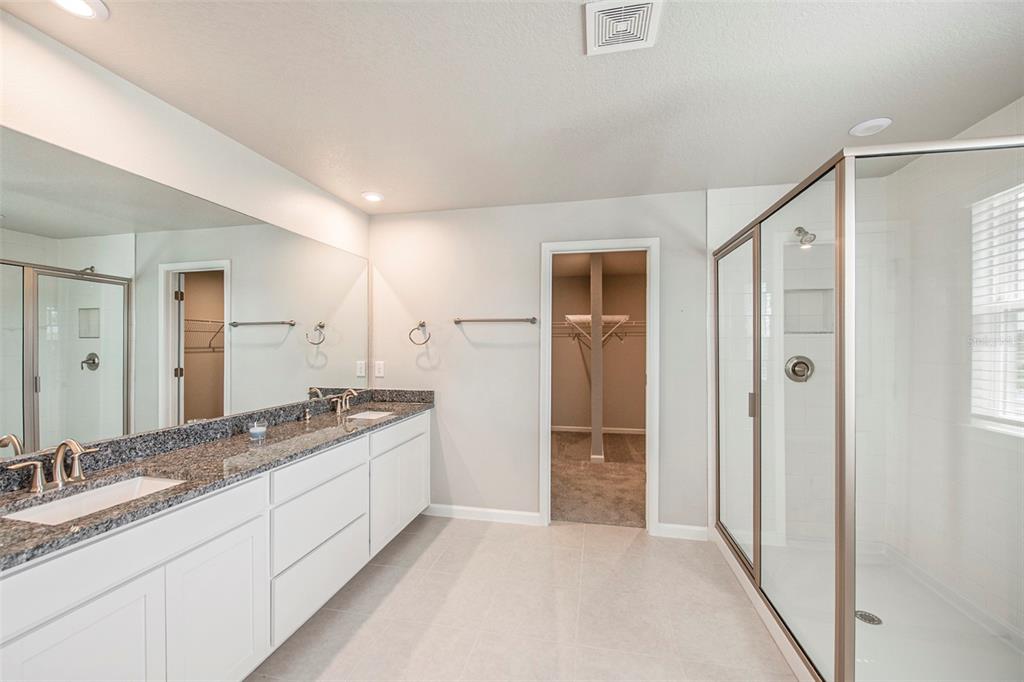 2326 Village Amble Loop Lutz, FL 33558 - Photo 18 of 53