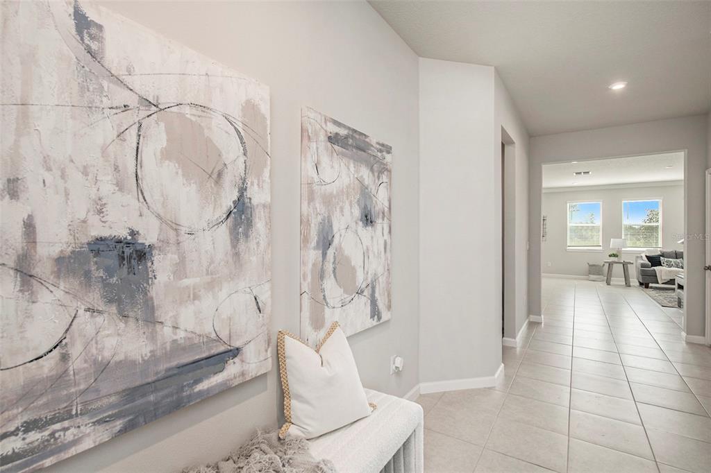 2326 Village Amble Loop Lutz, FL 33558 - Photo 4 of 53