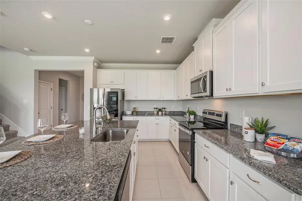 $800,000 | 2326 Village Amble Loop, Lutz, FL 33558