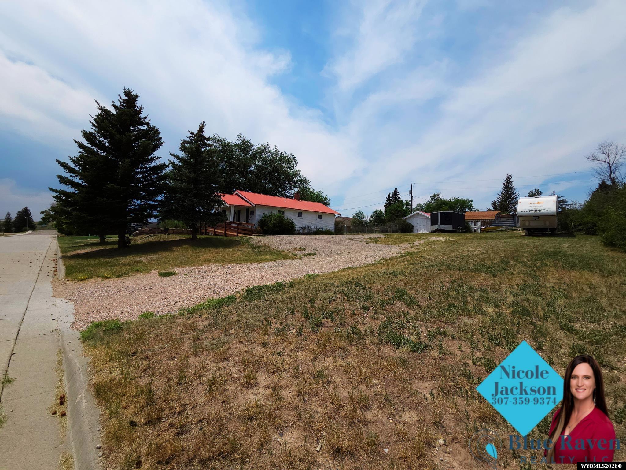 312 6th Street Chugwater, WY 82210 - Photo 6 of 28