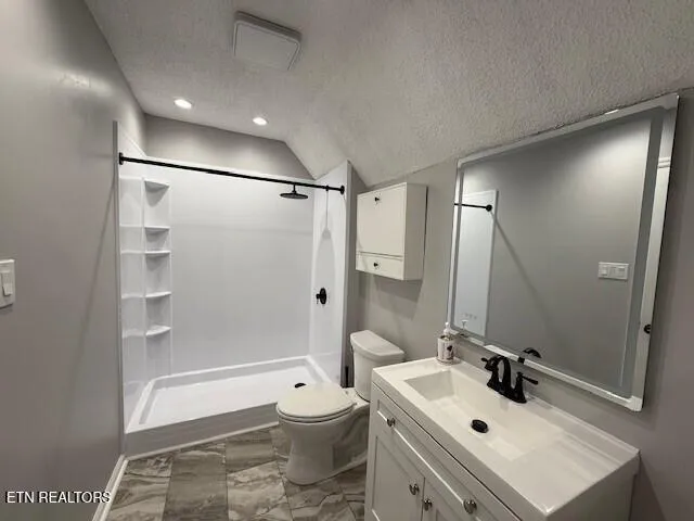 $1,600 | 3301 Trace Court, Knoxville, TN 37912