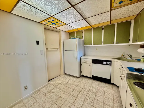 $1,950 | 1410 South Ocean Drive, Unit 607, Hollywood, FL 33019