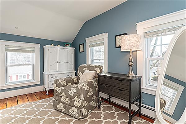 15 Beacon Street, Unit 15 Woburn, MA 01801 - Photo 13 of 19