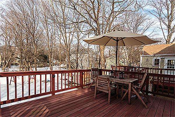 15 Beacon Street, Unit 15 Woburn, MA 01801 - Photo 14 of 19