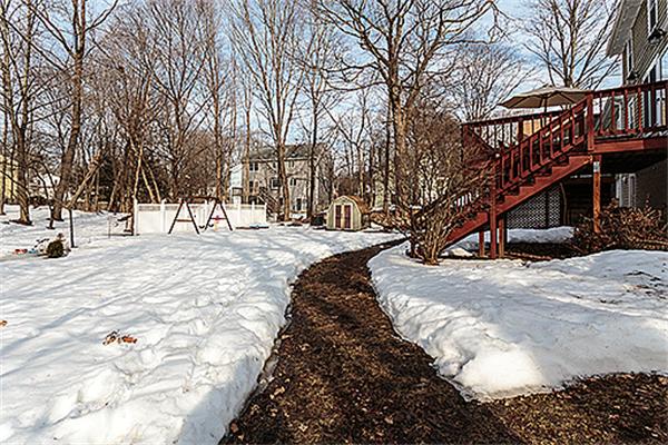 15 Beacon Street, Unit 15 Woburn, MA 01801 - Photo 16 of 19