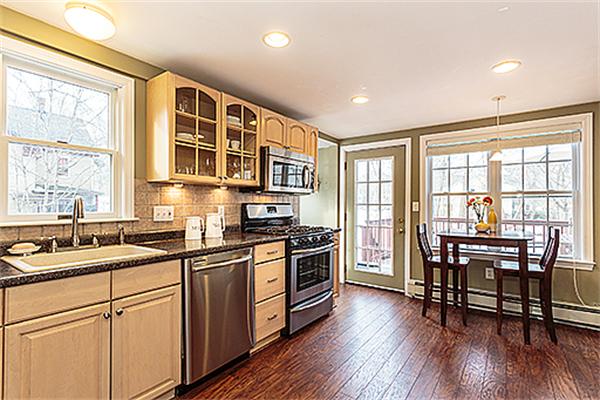 15 Beacon Street, Unit 15 Woburn, MA 01801 - Photo 6 of 19