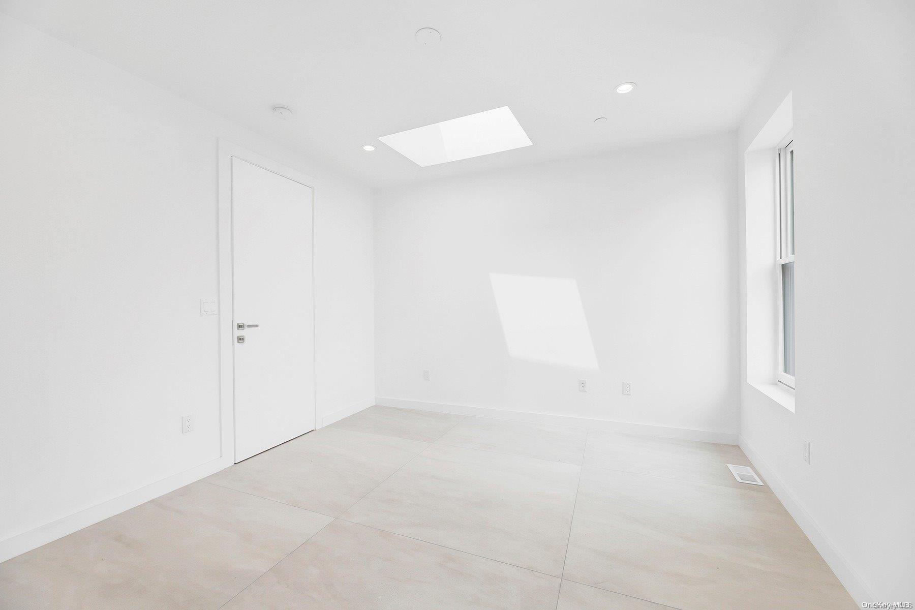 1511 Pacific Street Brooklyn, NY 11213 - Photo 29 of 31 a view of room