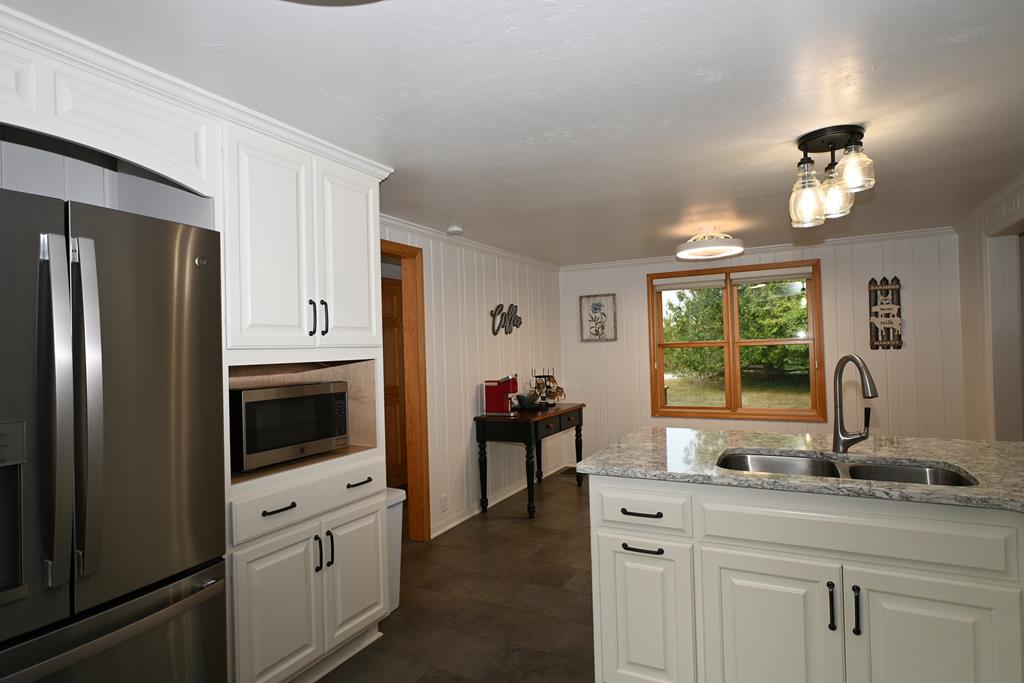 10445 North Bay Road Sister Bay, WI 54234 - Photo 9 of 45