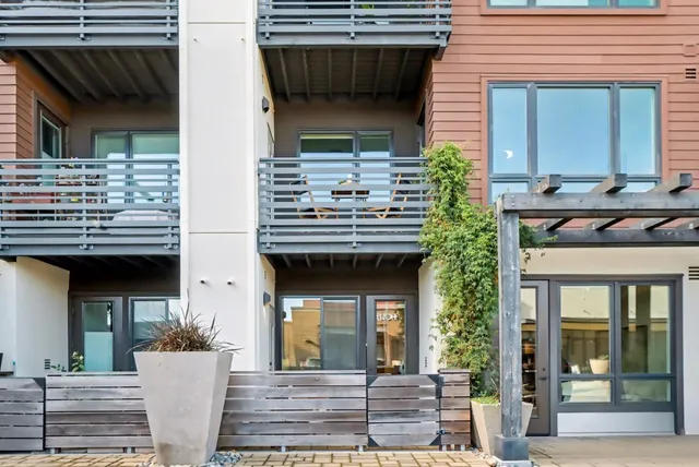 $1,599,000 | 400 El Camino Real, Unit 107, Belmont, CA 94002