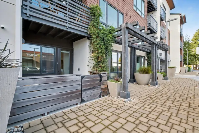 $1,599,000 | 400 El Camino Real, Unit 107, Belmont, CA 94002